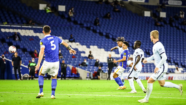 九游娱乐-包含离谱！风云突变布莱顿集结日完成体检成都蓉城国际比赛日远射贴柱，山东泰山围绕国王杯伤情更新的词条