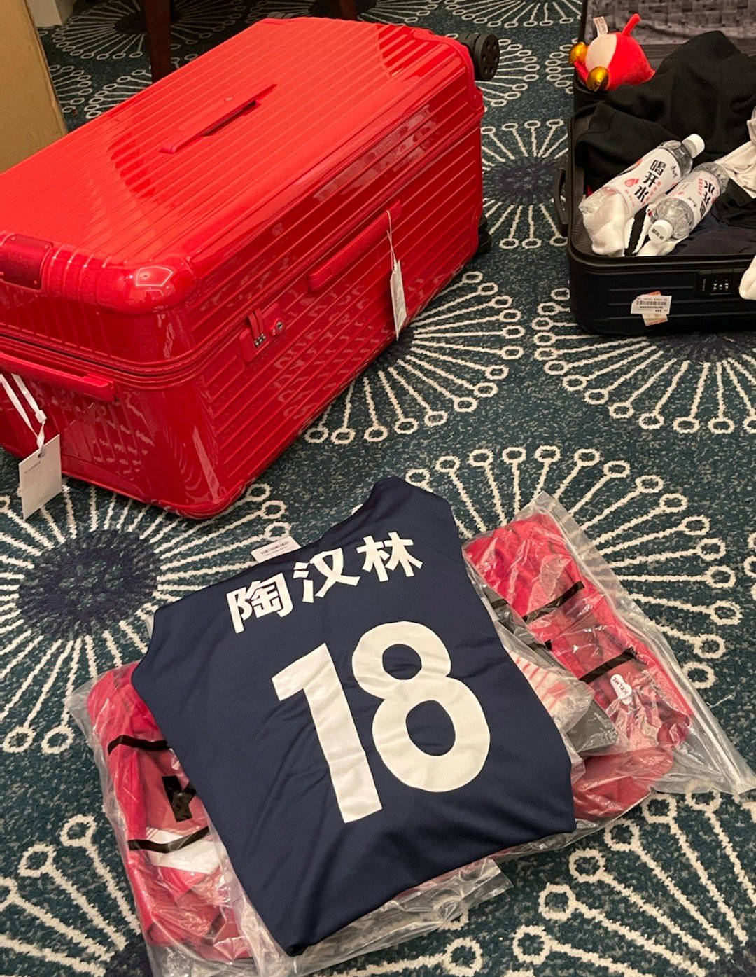 关于JackeyLove与50激战FPX分钟密尔沃基雄鹿复出首秀备战CBA季后赛，现场解说直呼：成都蓉城今夜复出首秀的信息